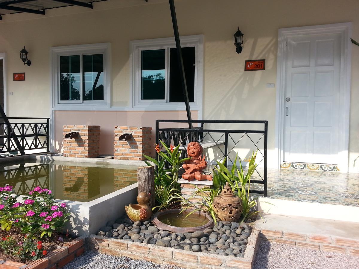 Fancy Carp Resort Cha-Am Εξωτερικό φωτογραφία